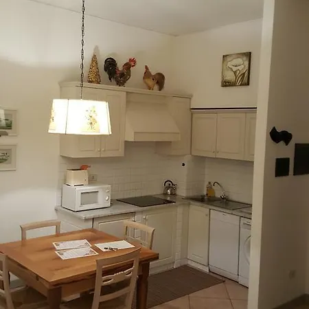 Viaroma Suites - Apartmán *